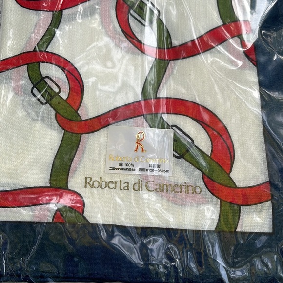 Roberta di Camerino scarf - Picture 2 of 5